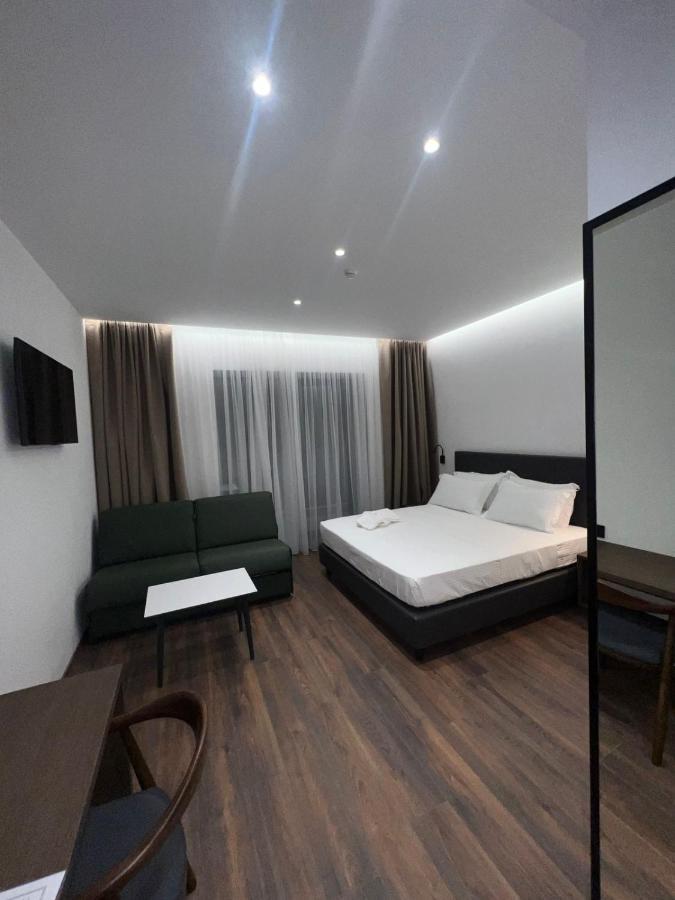 Black Diamond Hotel דרמי מראה חיצוני תמונה