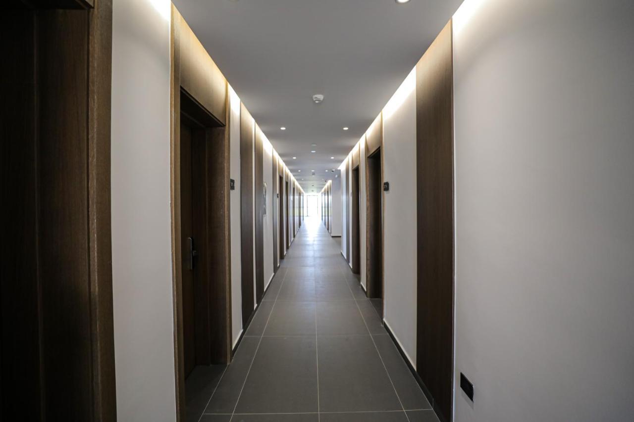 Black Diamond Hotel דרמי מראה חיצוני תמונה